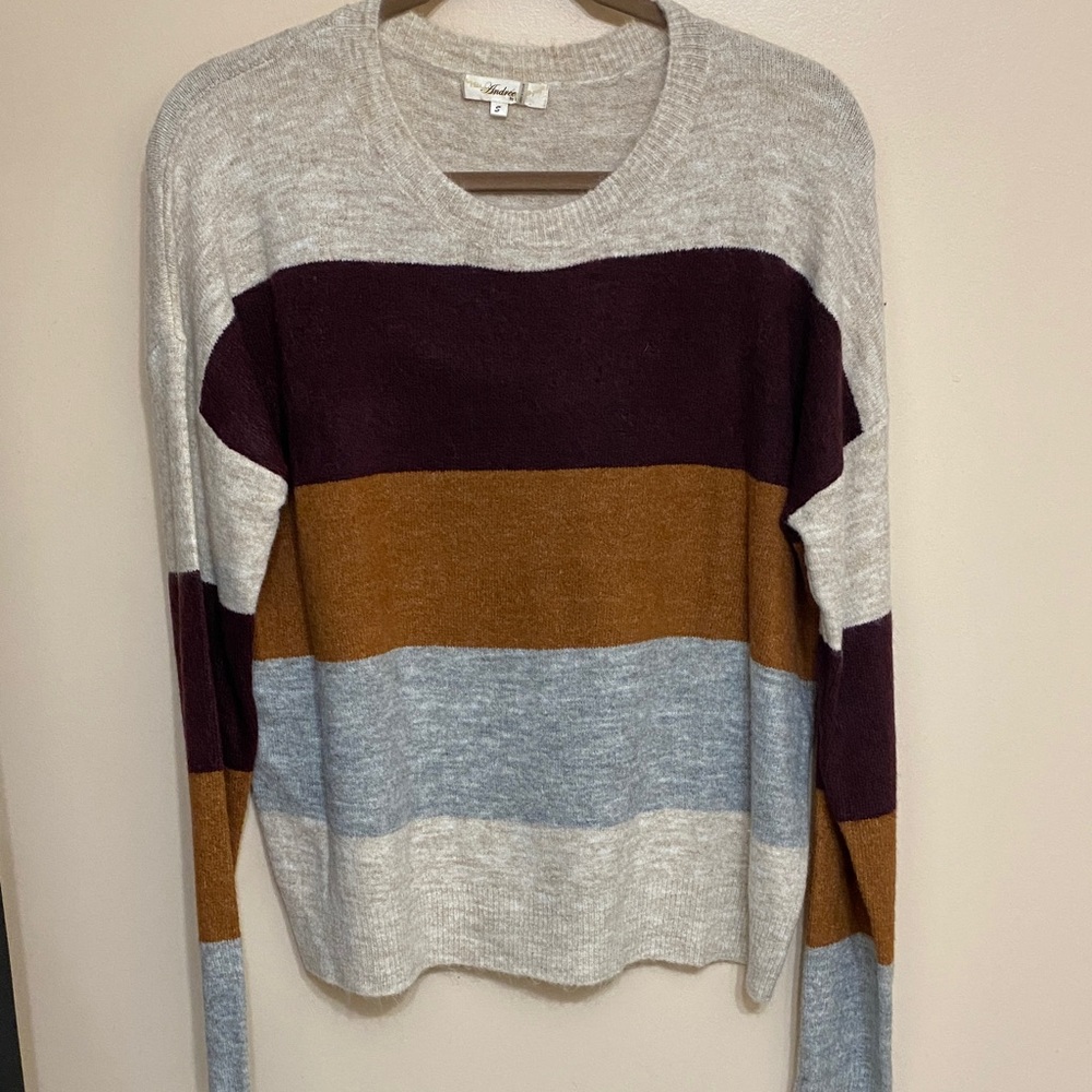 ANDREE BY UNIT Beige Knit Sweater